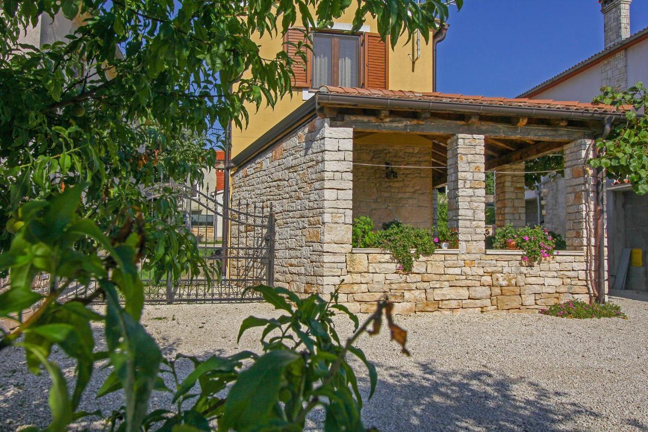 Villa Alena in Debeljuhi  Žminj Exterior foto